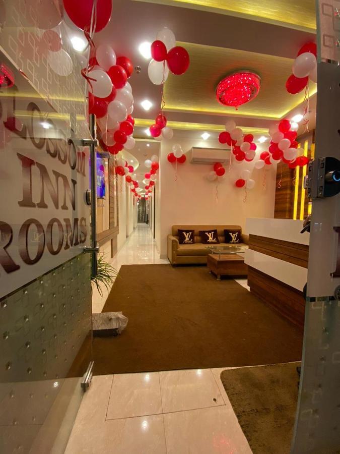 Hotel Blossom Inn Amritsar Buitenkant foto